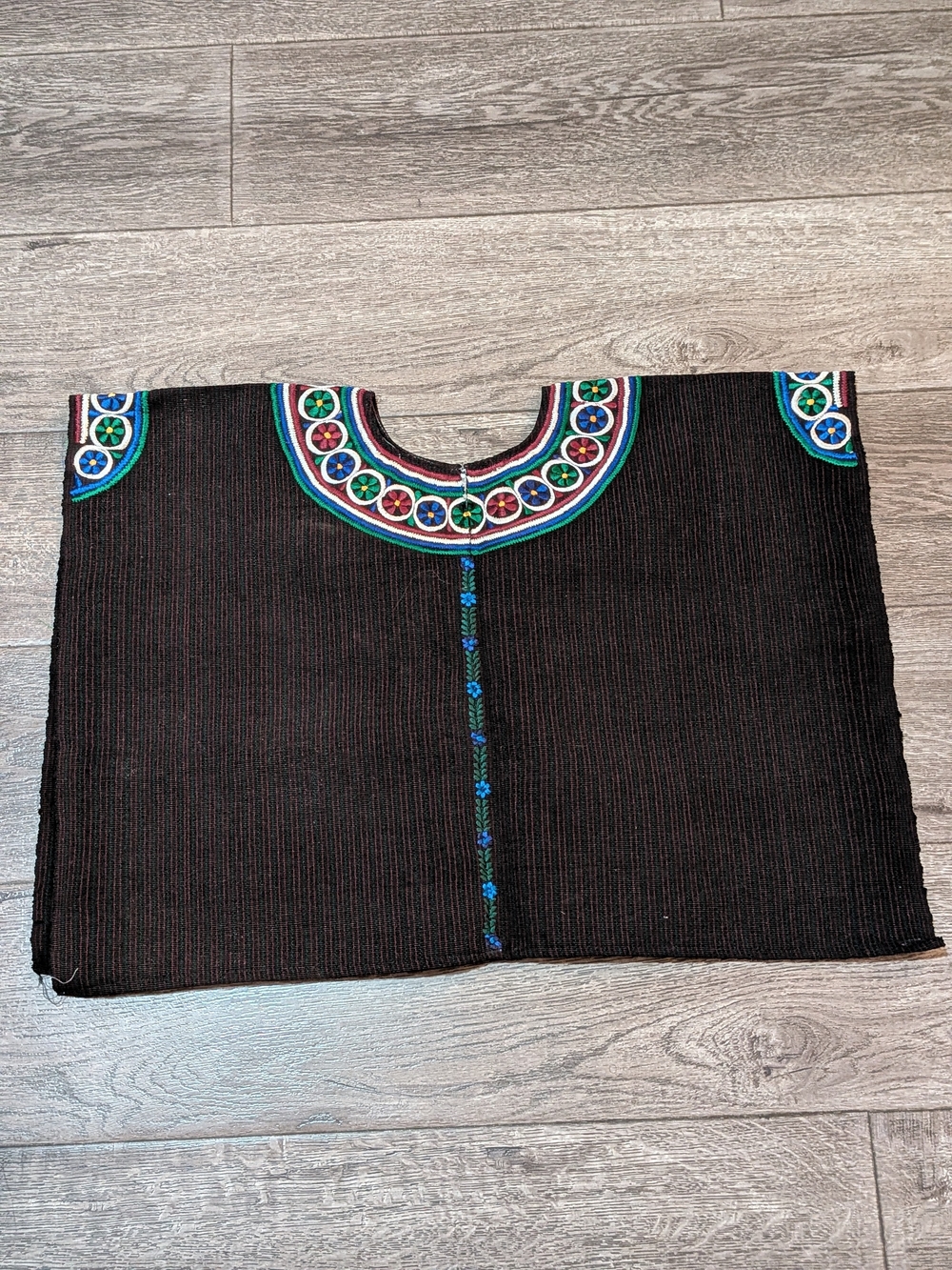 VTG Guatemalan Huipil Blouse Joyabaj Quiche Mayan Handwoven Boho Poncho Top